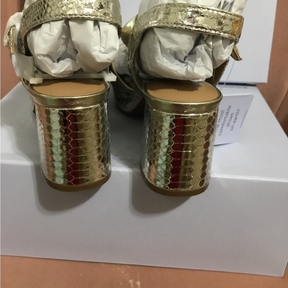 Aerosoles Cosmos Platform Leather Heel - Picture 6 of 8